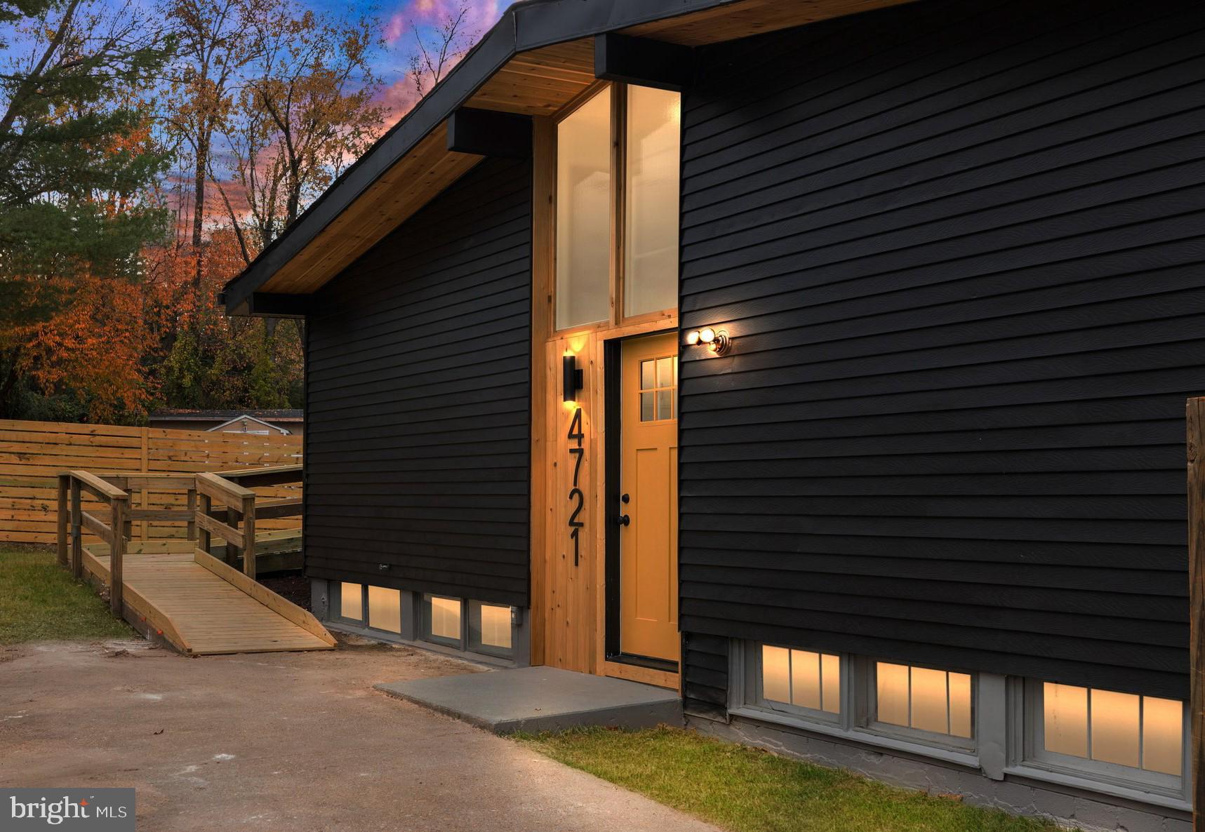 PIKESVILLE - Residential