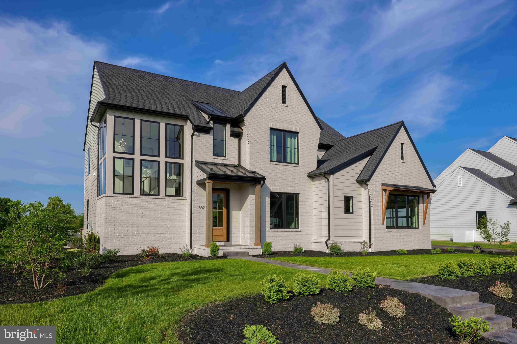 837 WHEATFIELD LANE