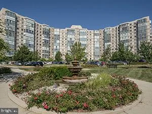 19365 Cypress Ridge Terrace Unit 821, Leesburg, VA, 20176