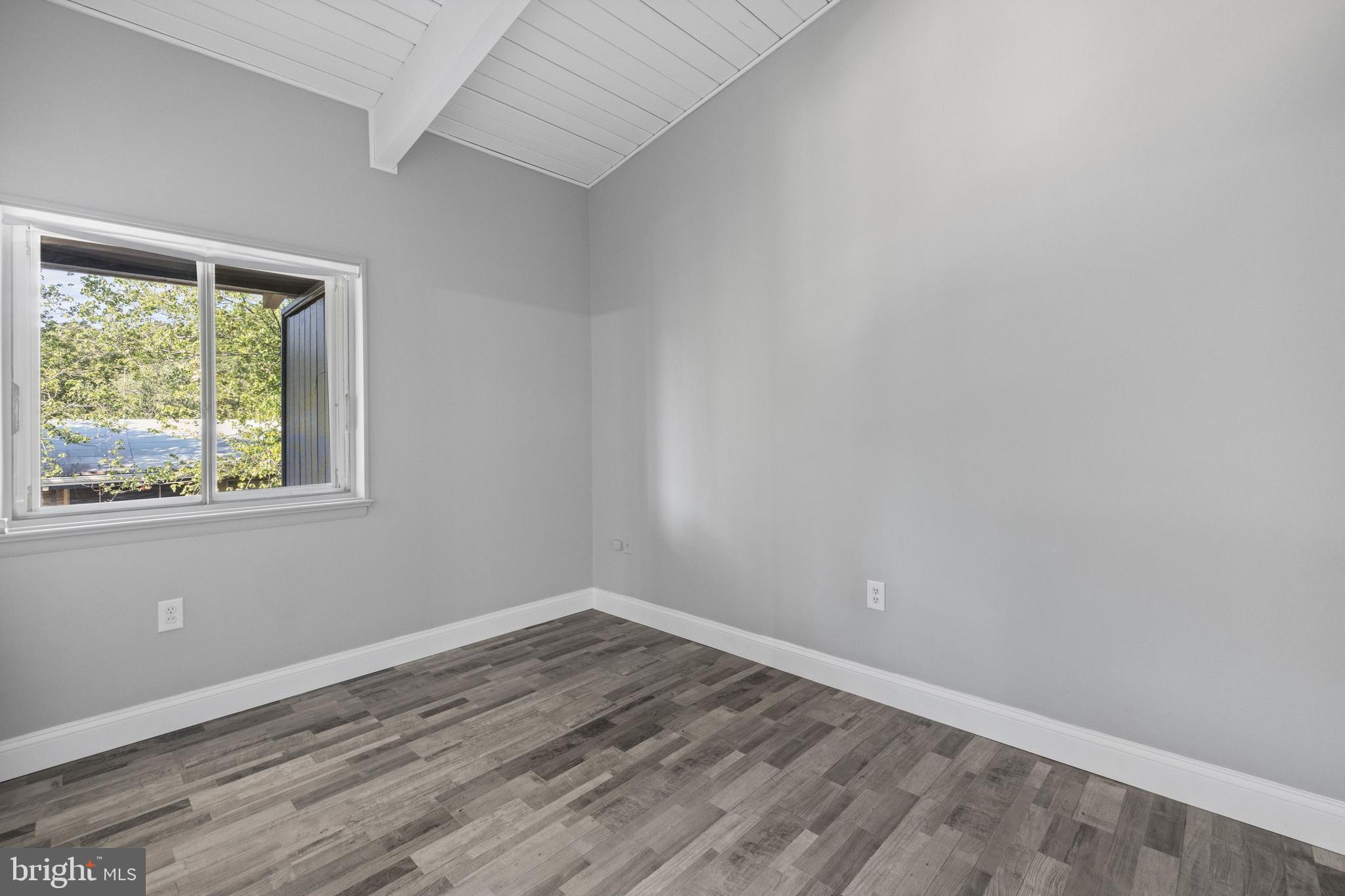 MARYLAND FARMS CONDO - Residential