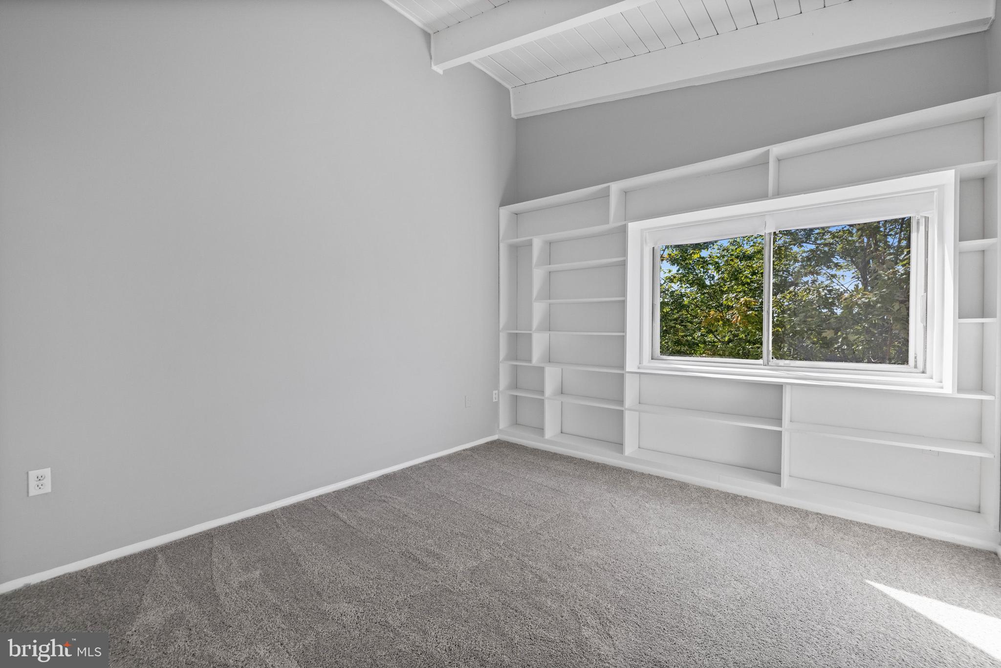 MARYLAND FARMS CONDO - Residential