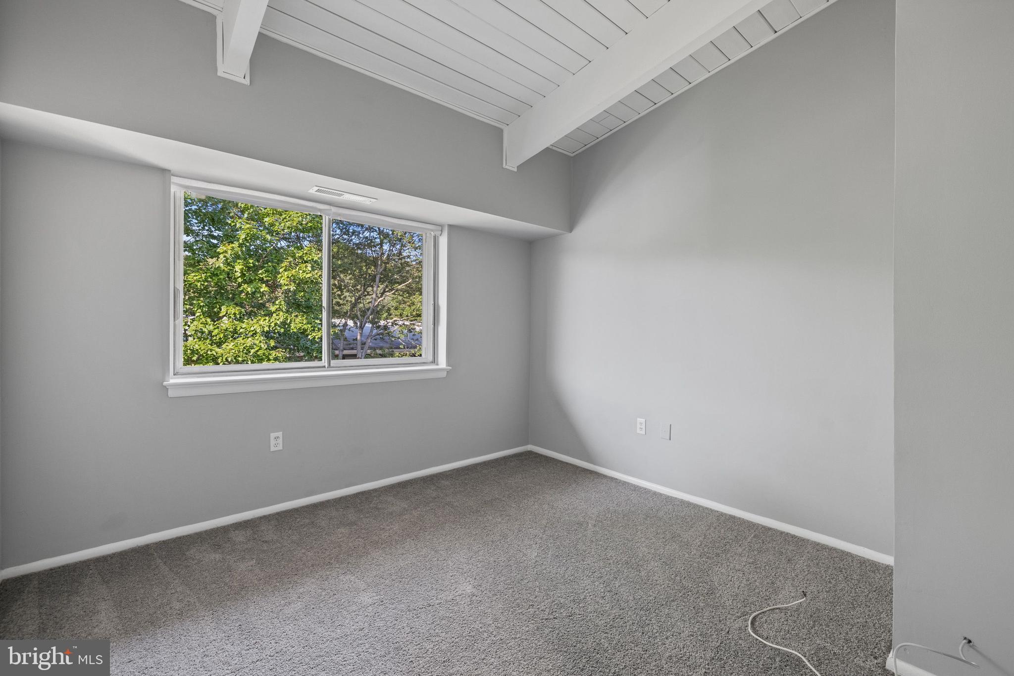 MARYLAND FARMS CONDO - Residential