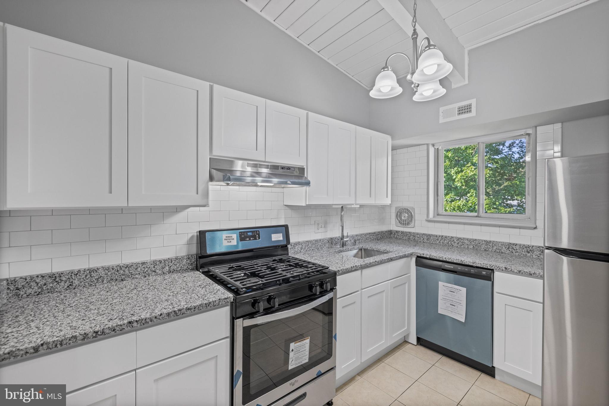 MARYLAND FARMS CONDO - Residential