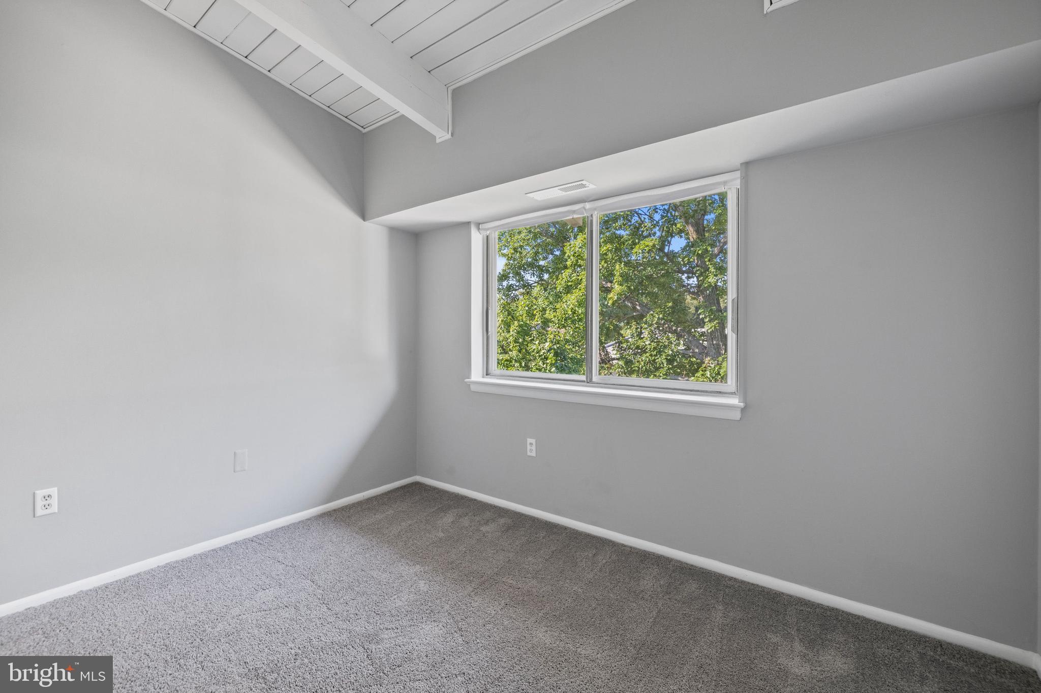 MARYLAND FARMS CONDO - Residential