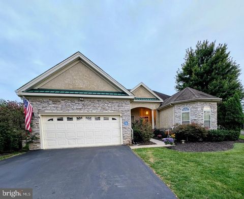 Photo of 950 Nathaniel Trail, WARWICK, PA 18974 (MLS # PABU2111768)