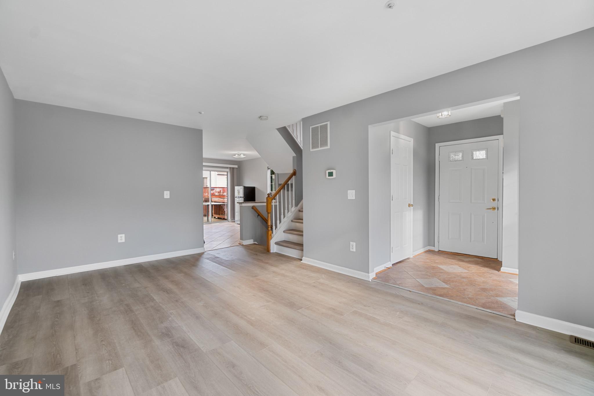 WINDSOR  MILL - Residential Lease