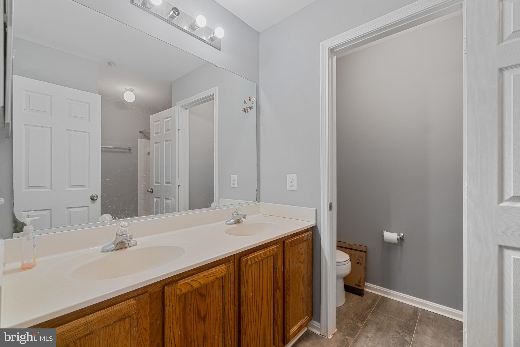 WINDSOR  MILL - Residential Lease