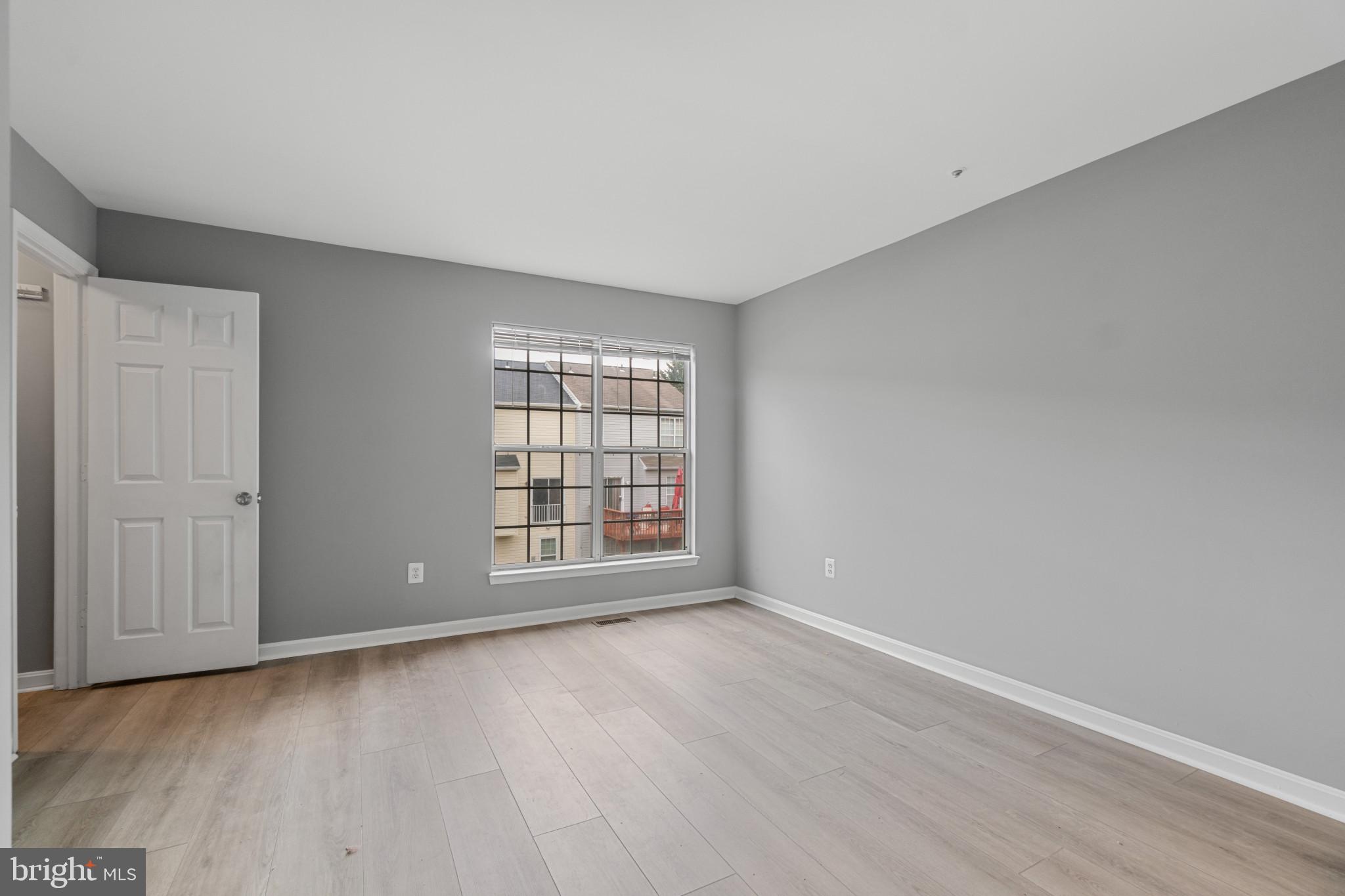 WINDSOR  MILL - Residential Lease