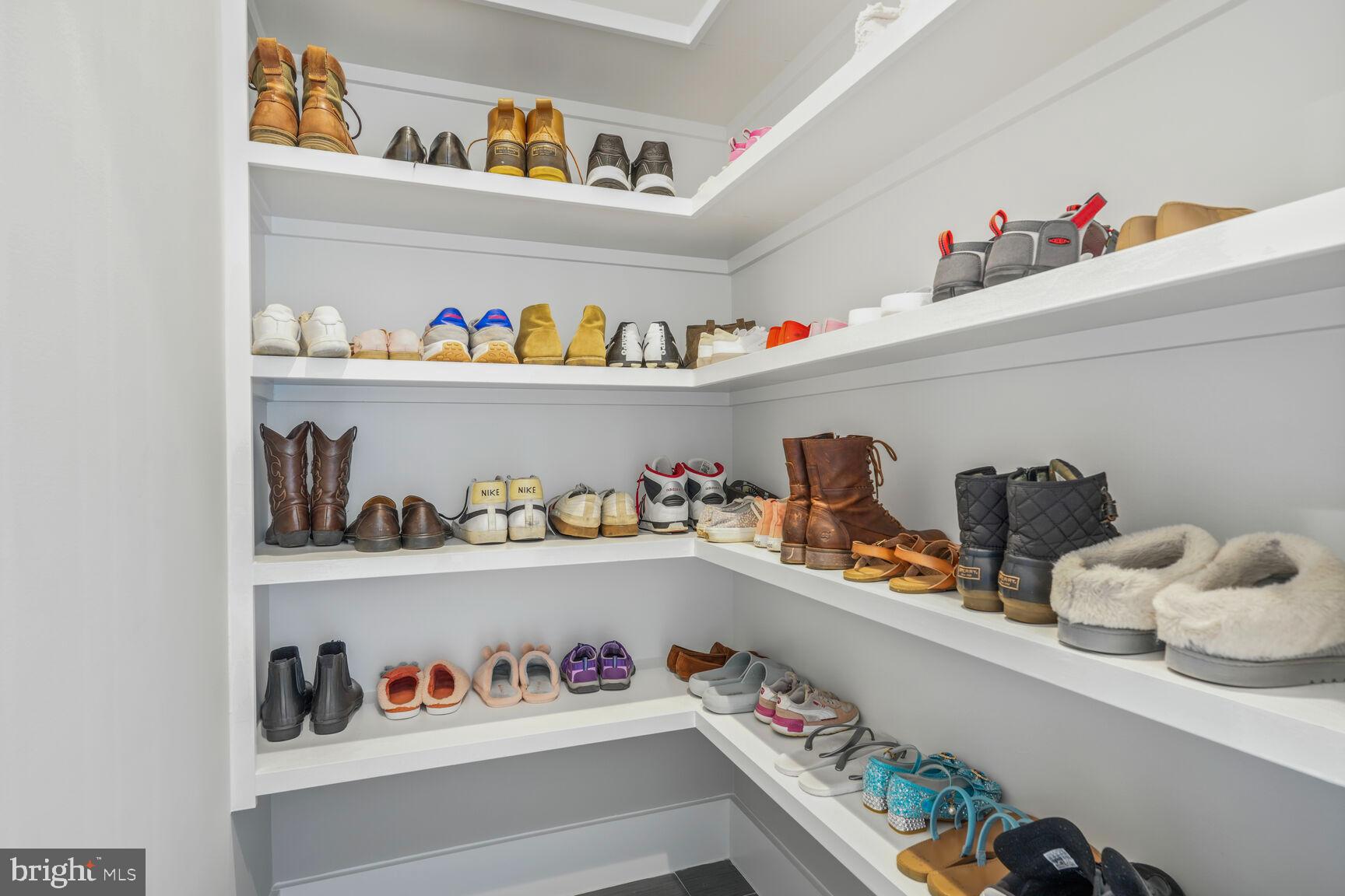 LYON PARK - Residential