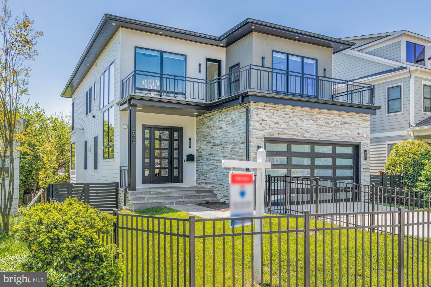 LYON PARK - Residential