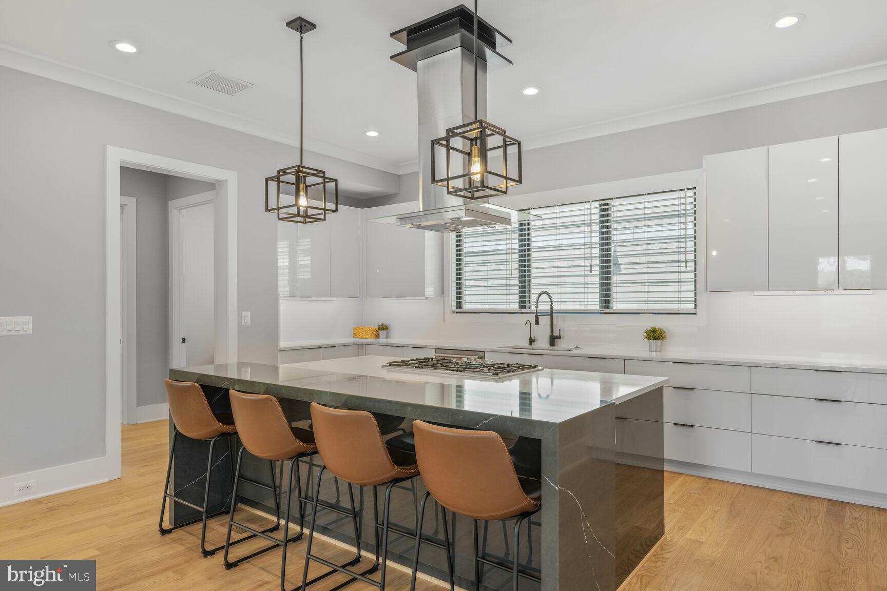 LYON PARK - Residential