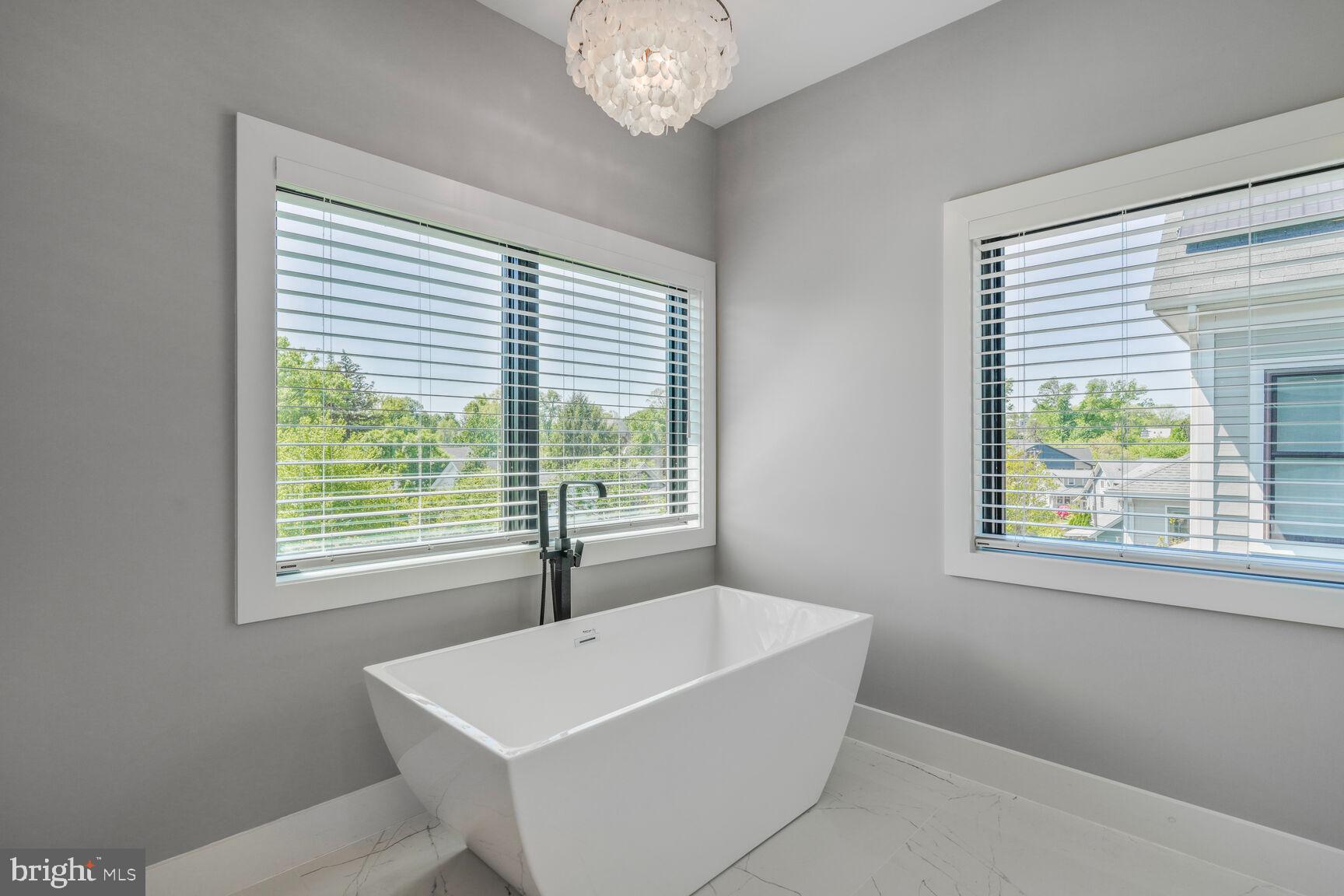 LYON PARK - Residential