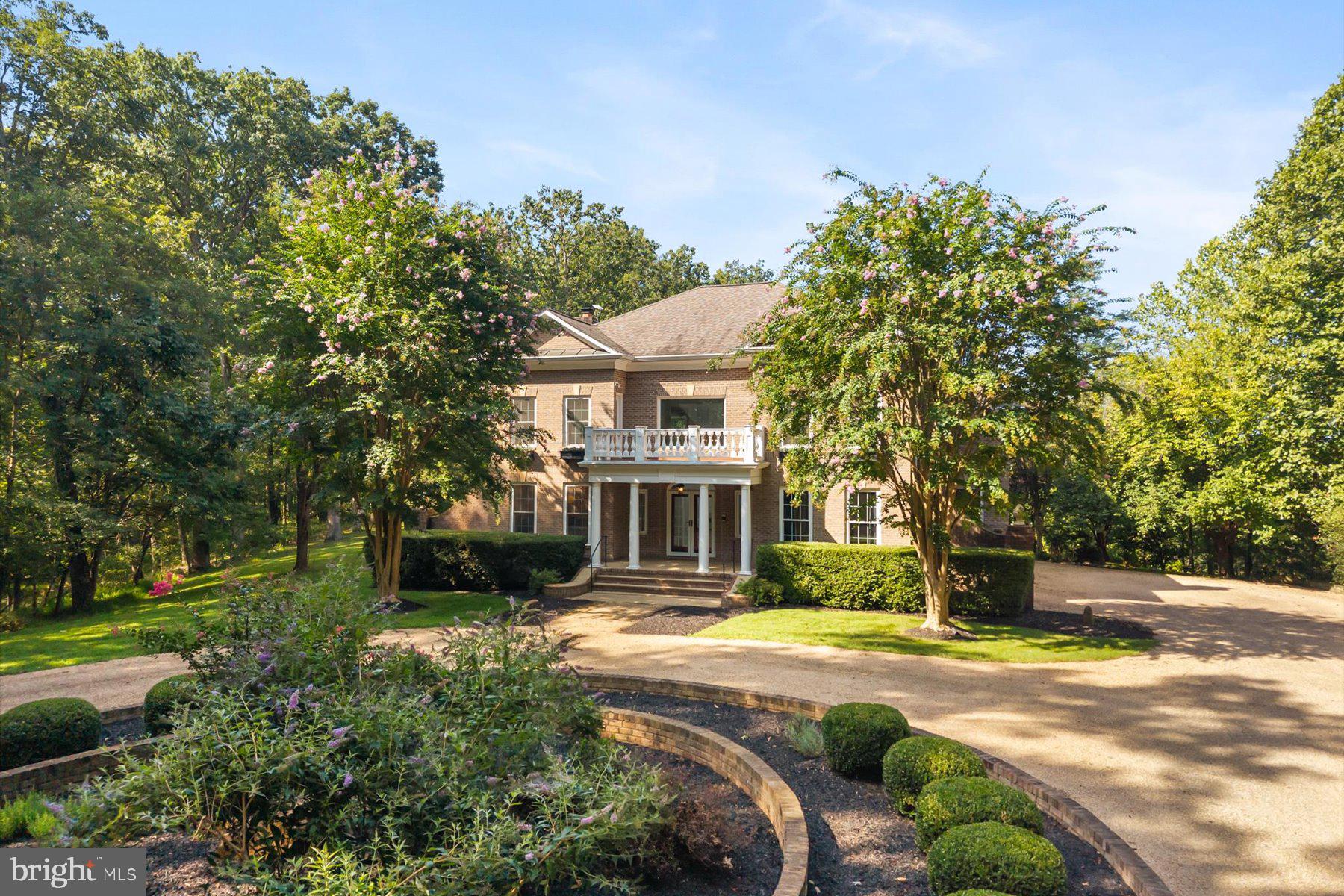 9565 BRIAR LANE