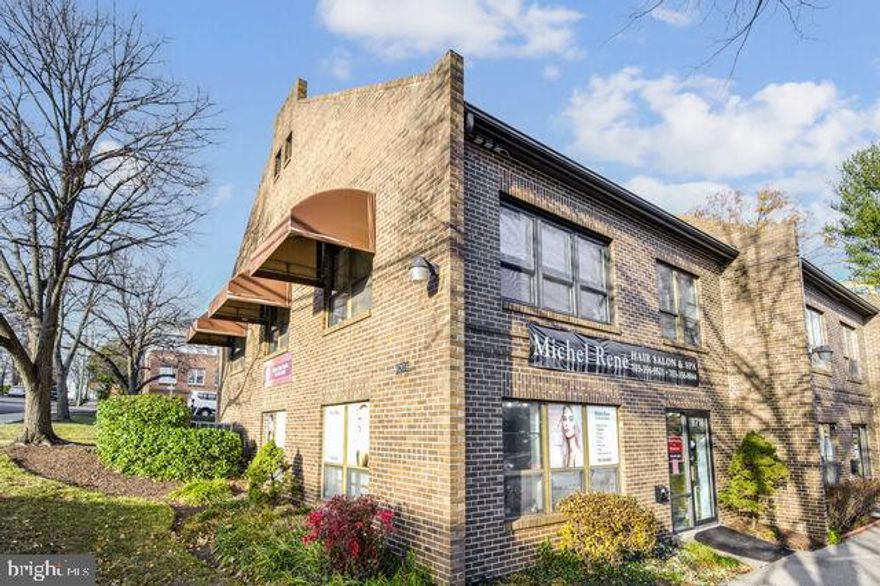 This building is a solid investment opportunity, especially with its prime corner location, dual access points, and strong visibility. Here's a summary of the key financial aspects for potential investors: Total Rental Income: $105,600/year Annual Expenses: HOA: $1,560/year ($130/month)Property Taxes: $10,800/year Total Expenses: $12,360/year Net Operating Income (NOI): $93,240/year ($105,600 - $12,360)The property's corner position and high visibility can be a major selling point for investors looking to attract and retain tenants. 

Showings are available only on Sundays or Mondays, with me present."