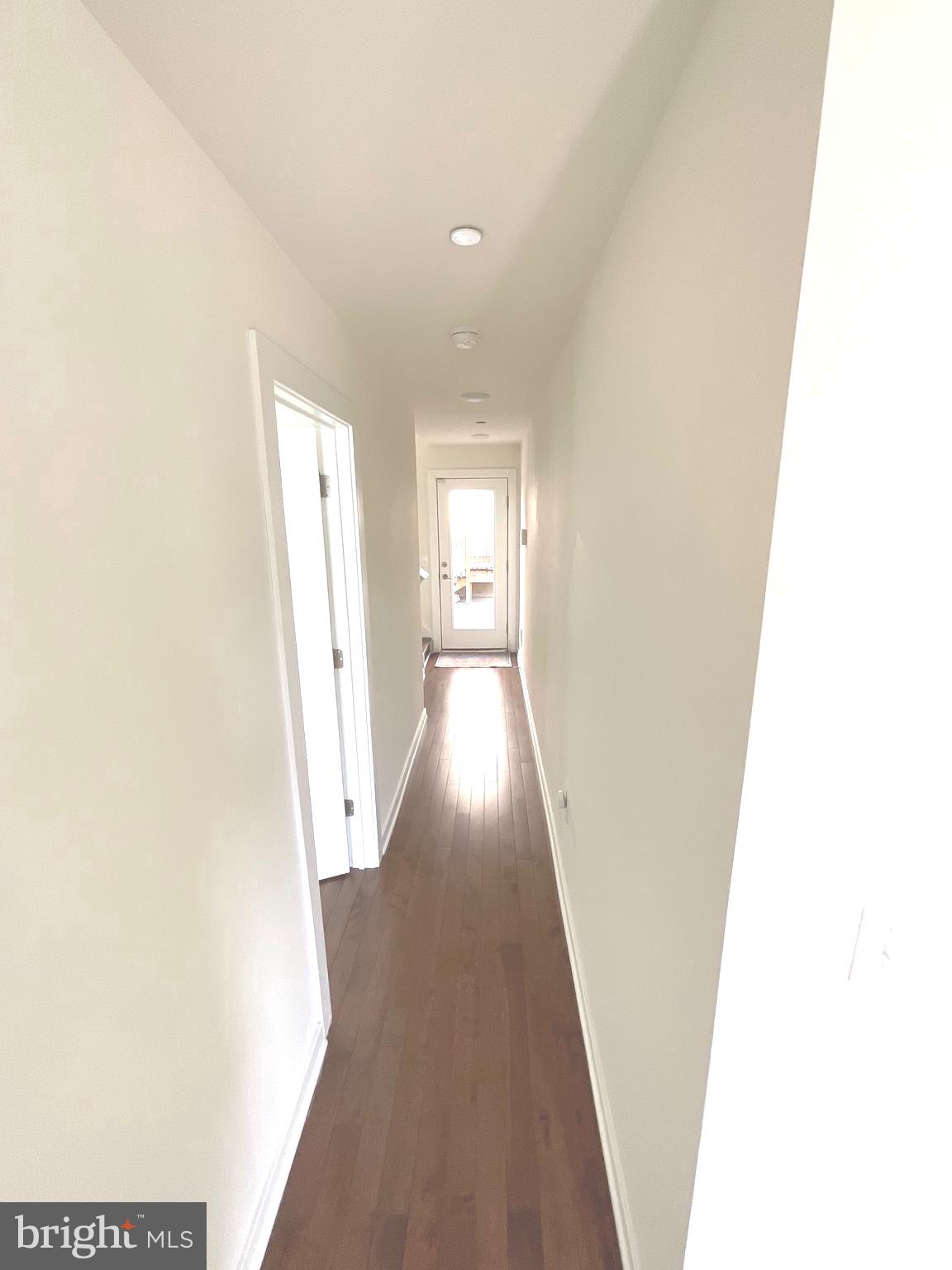 EAST KENSINGTON - Residential Lease