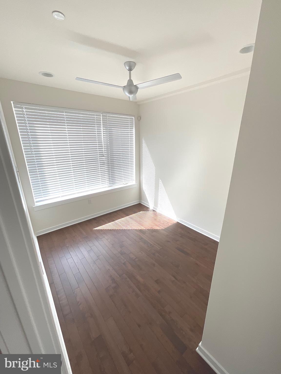 EAST KENSINGTON - Residential Lease