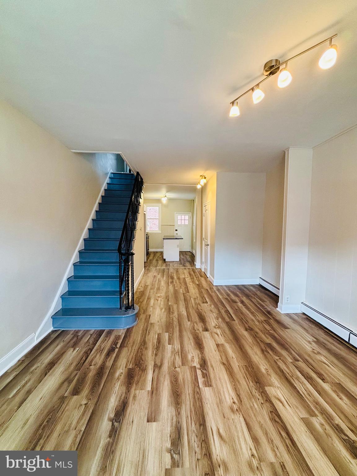 HUNTING PARK - Residential
