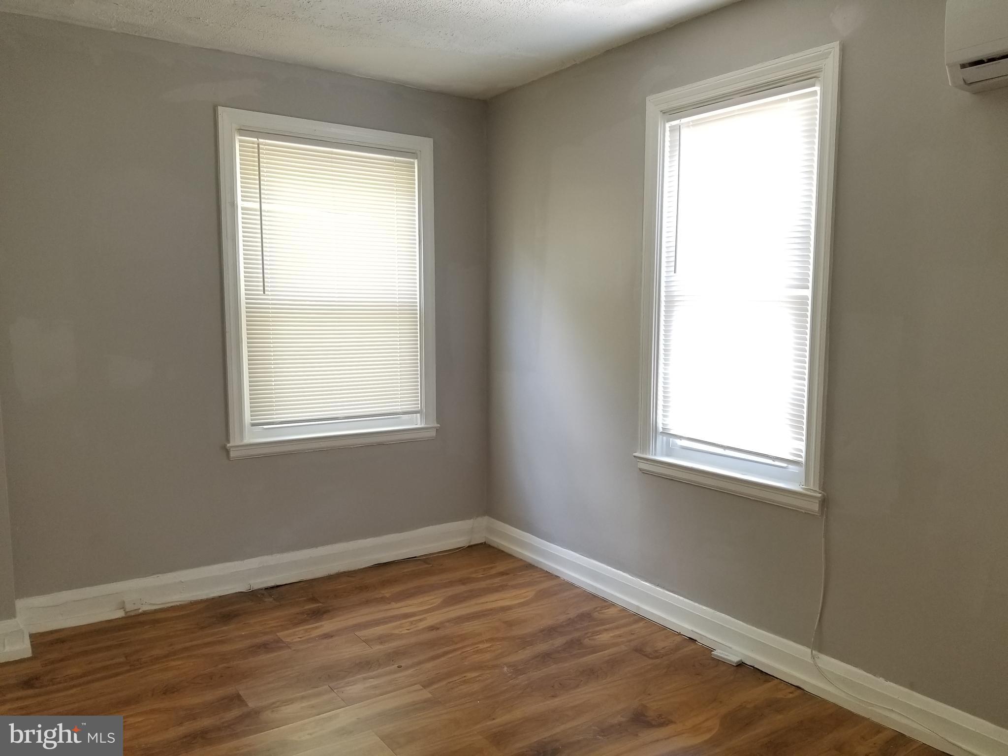 WINSTON GOVANS - Residential Lease