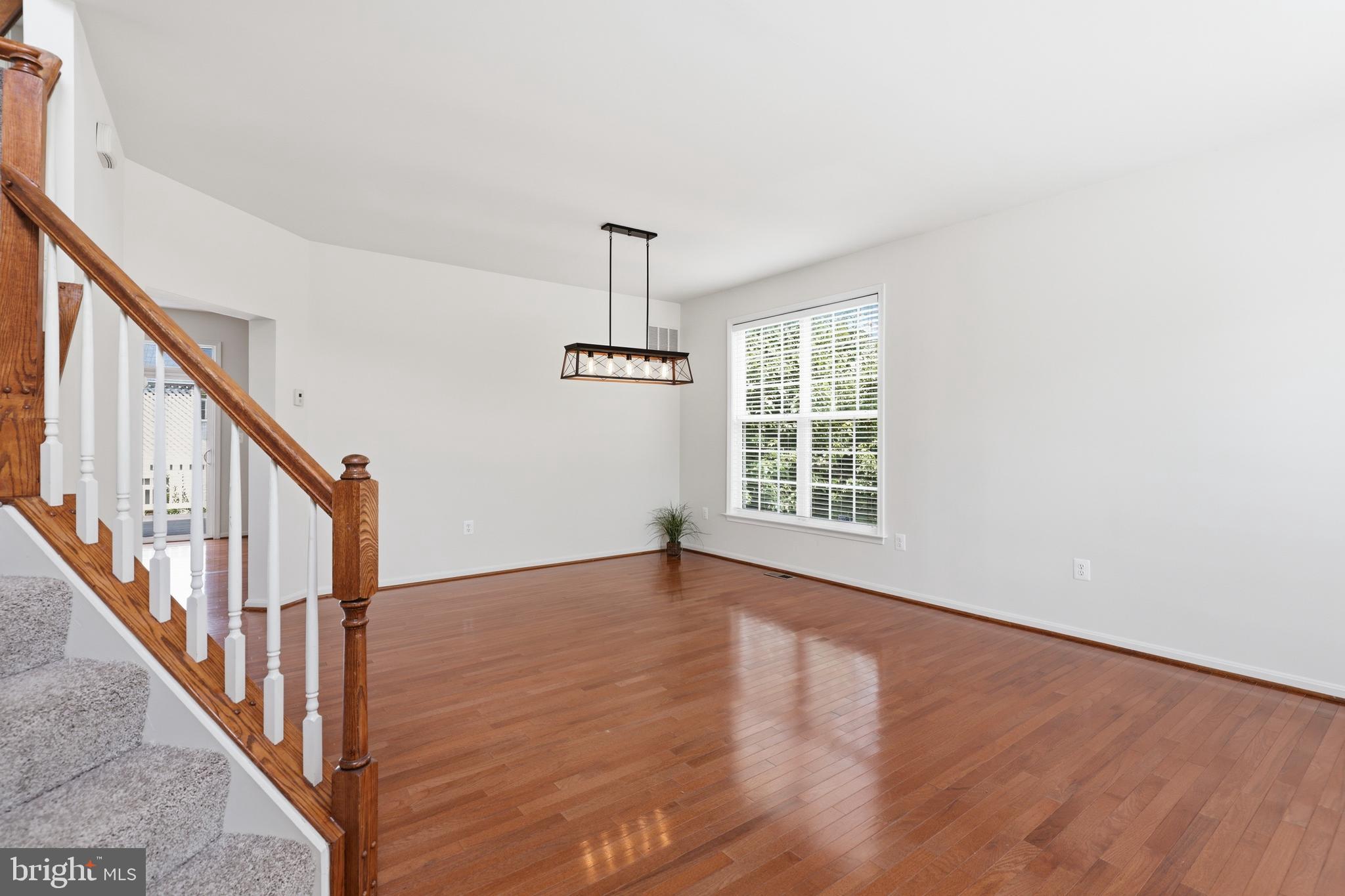 17515 MINA LANE