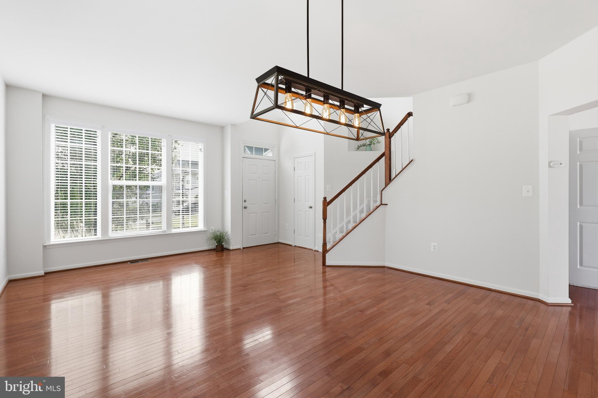 17515 MINA LANE