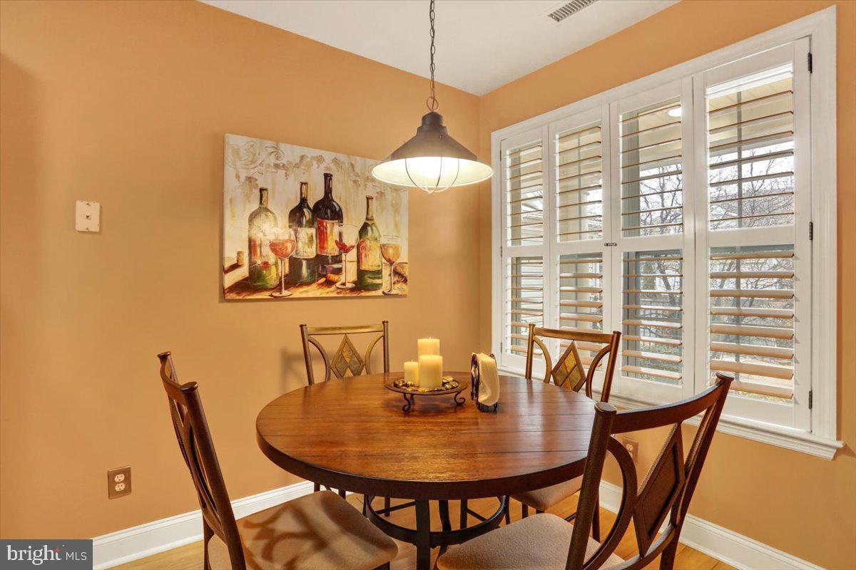 203 OAK HILL LANE