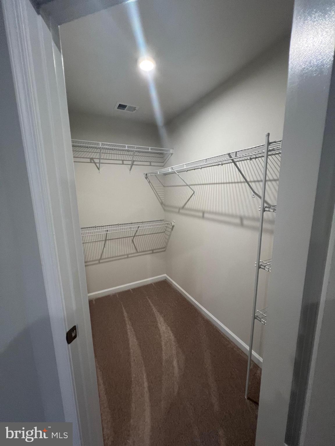 COURTHOUSE COMMONS - Residential Lease