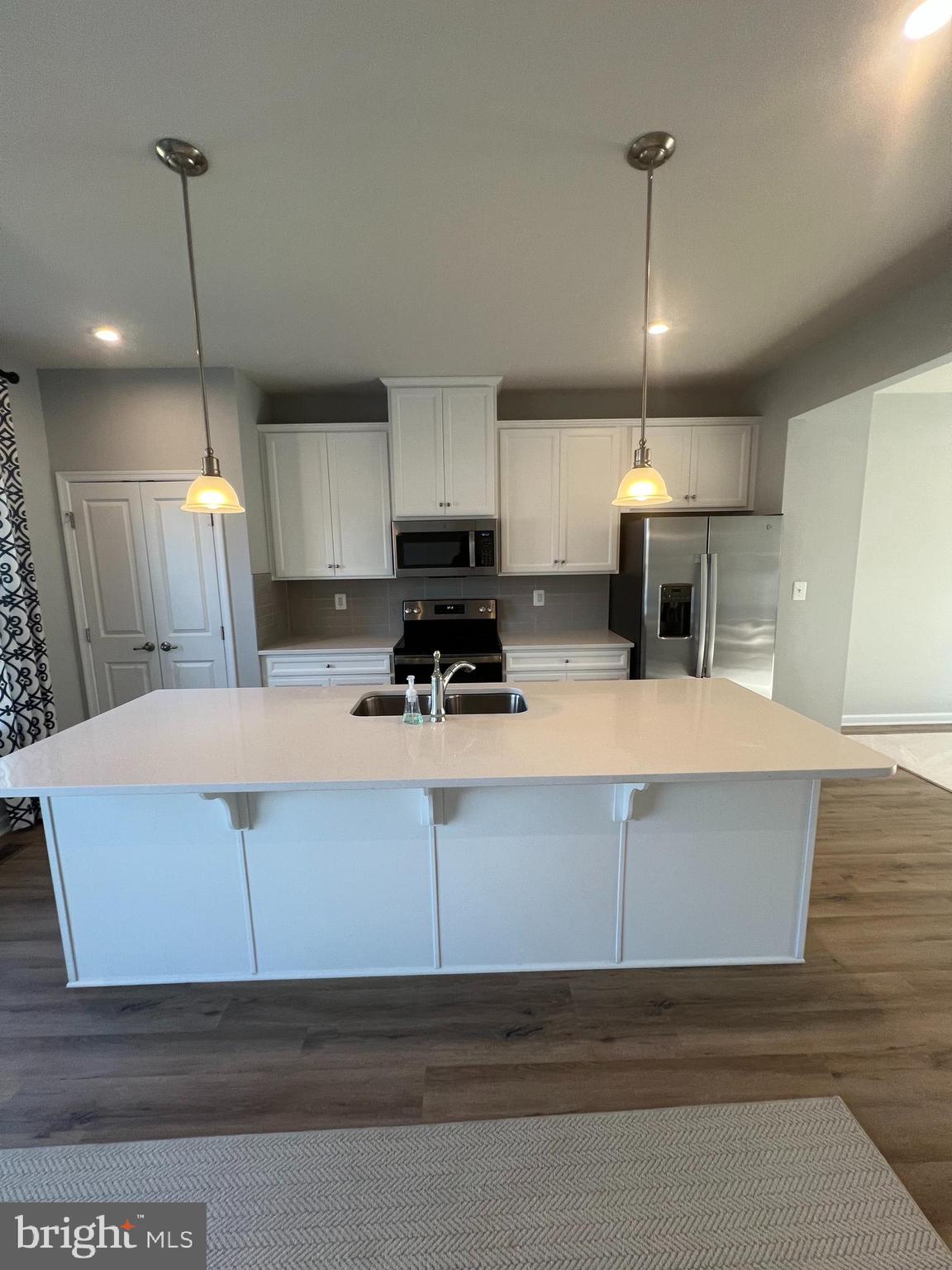 COURTHOUSE COMMONS - Residential Lease