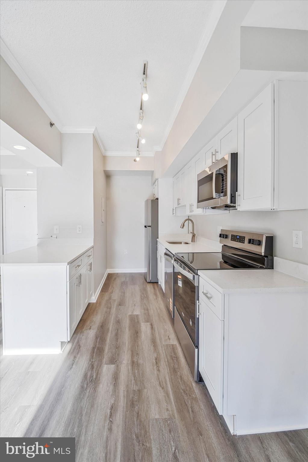 1211 S EADS STREET 804