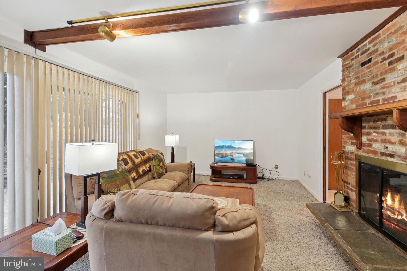 BROCK HALL ESTATES - Residential