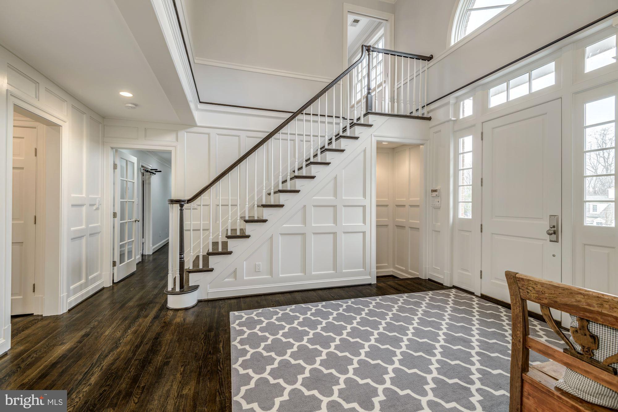 DOWNSCREST - Residential