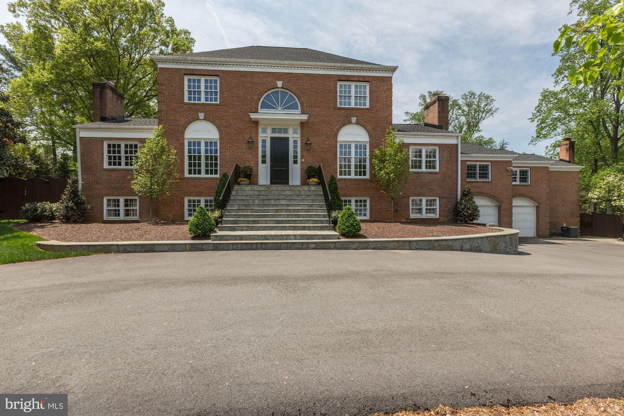 DOWNSCREST - Residential