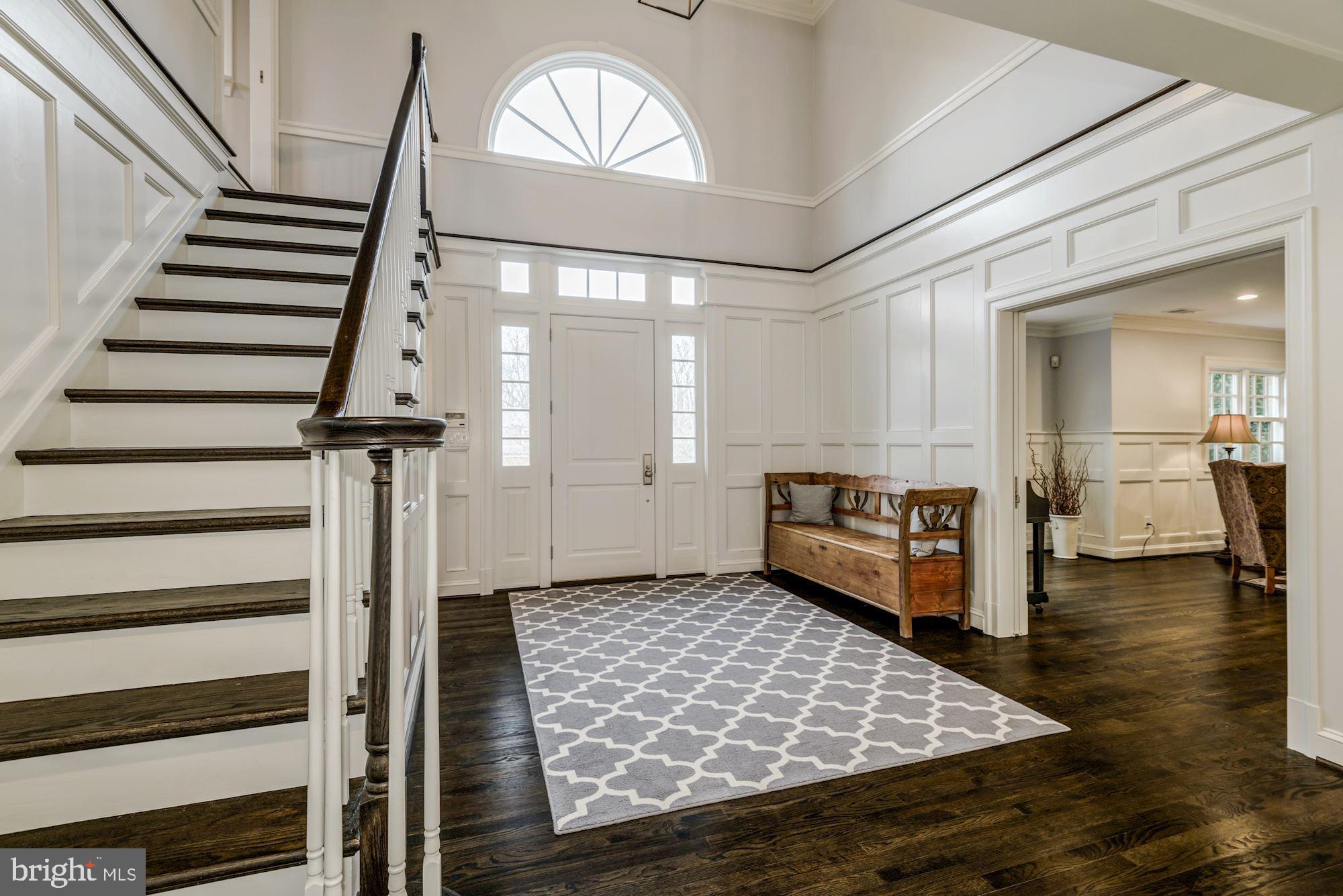 DOWNSCREST - Residential