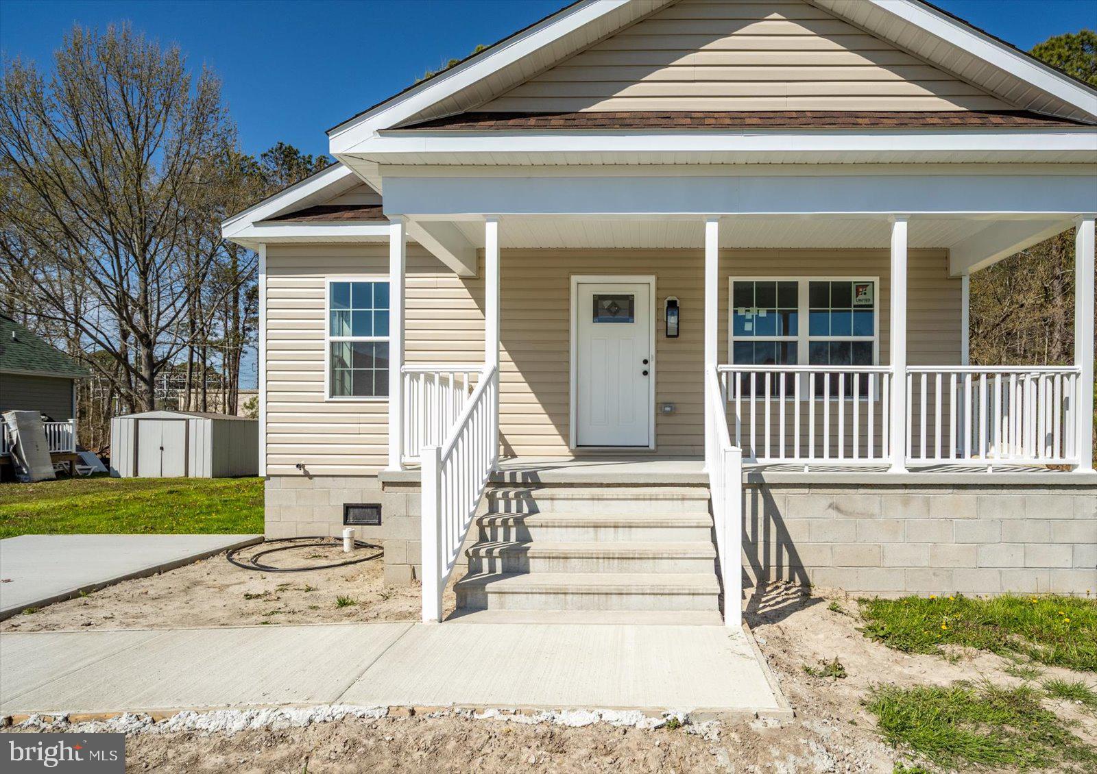 5 HERON WAY