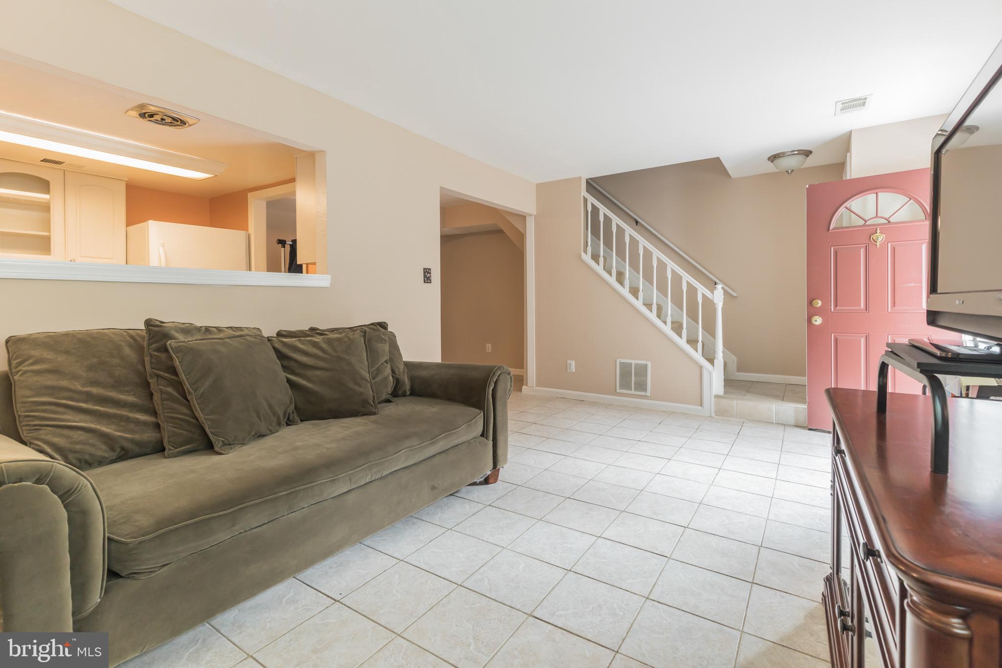 THE HIGHLANDS - Residential