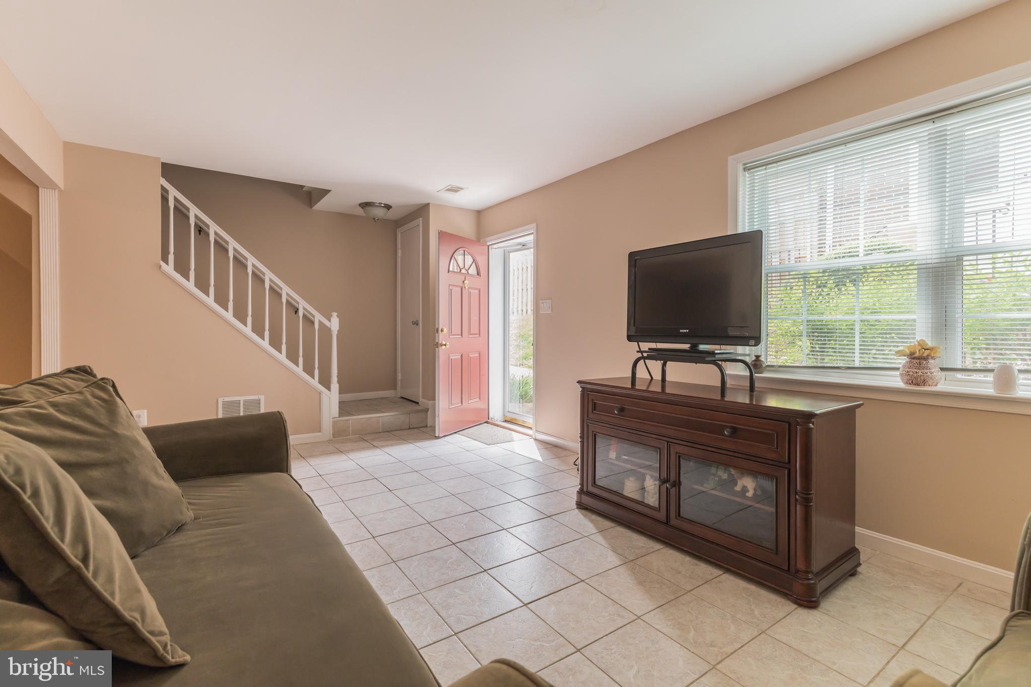 THE HIGHLANDS - Residential