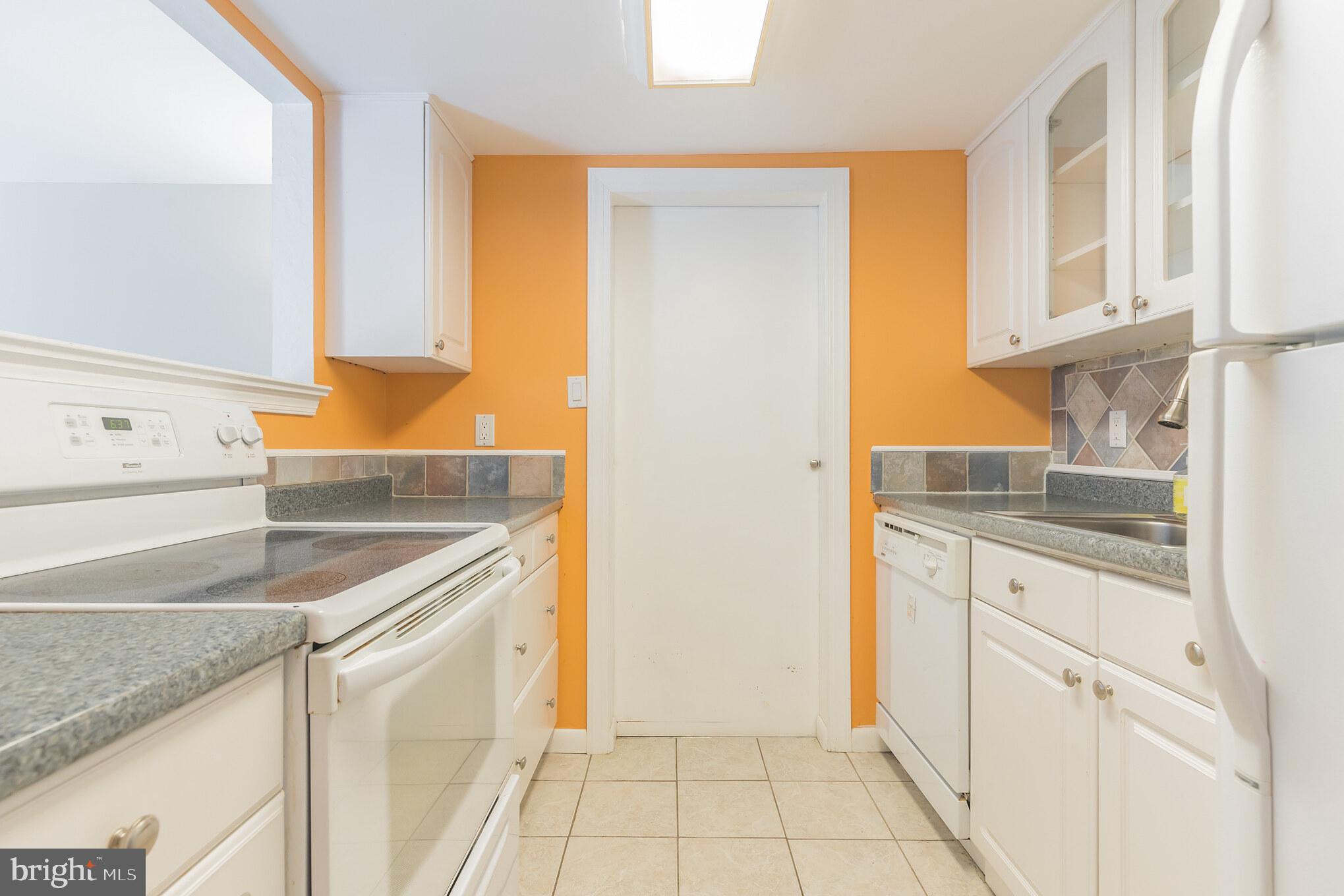 THE HIGHLANDS - Residential