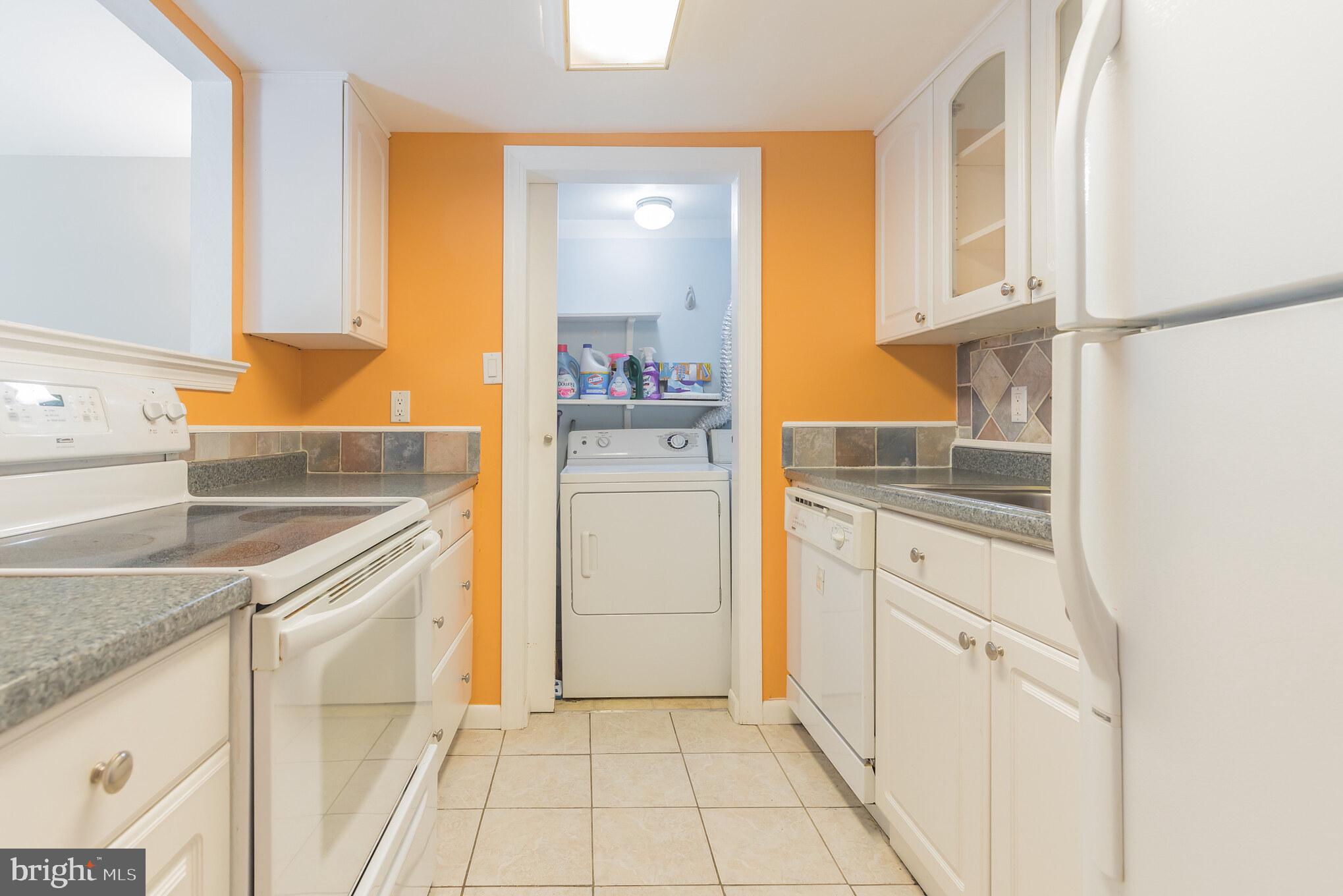 THE HIGHLANDS - Residential