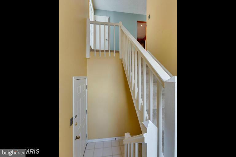 THE OAKTON - Residential Lease