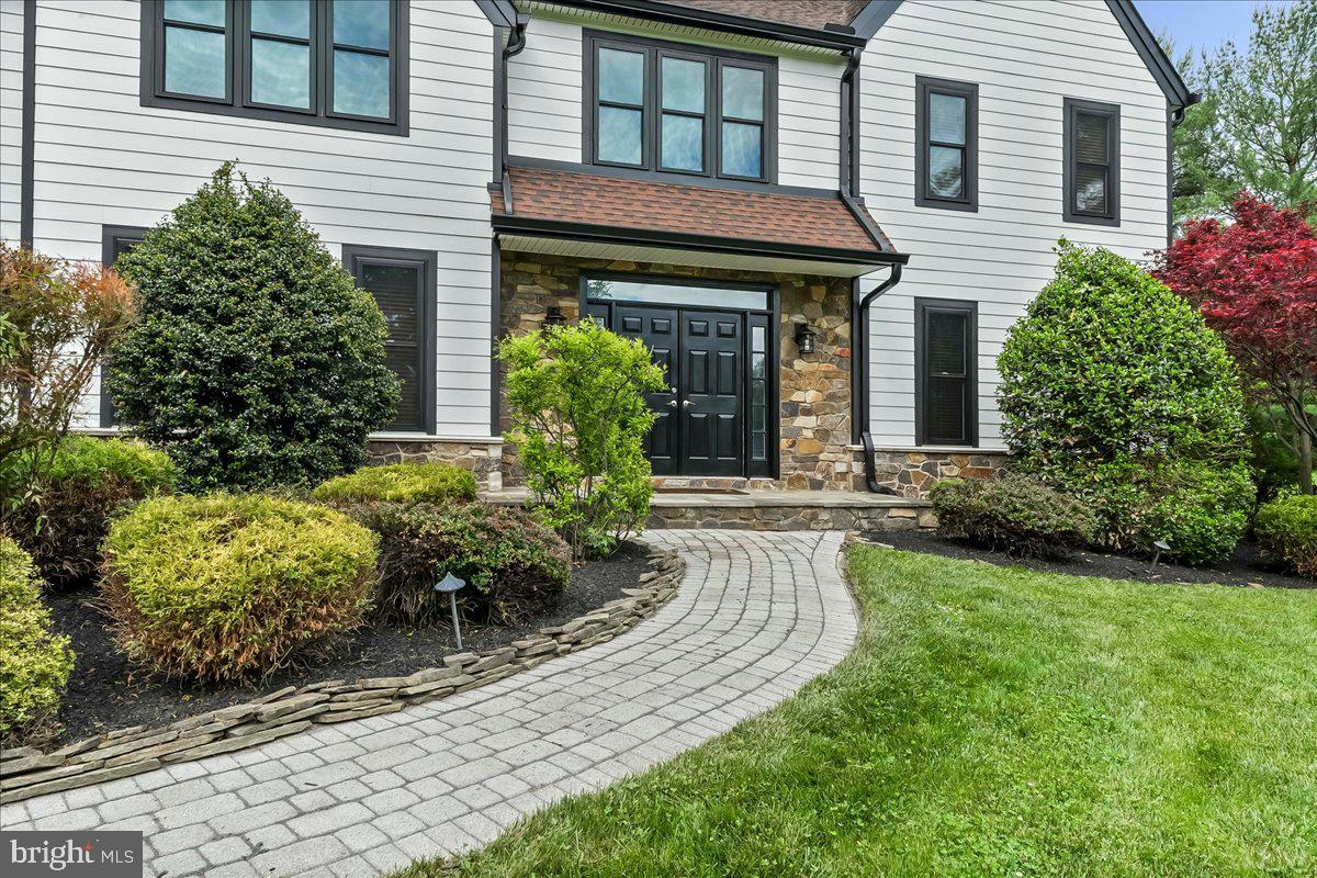 51 RIDINGS WAY