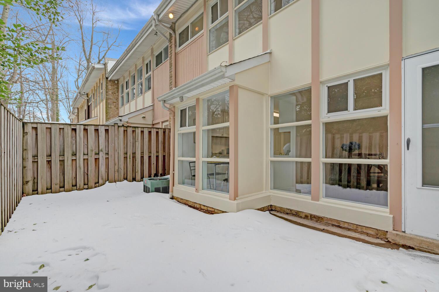 FAIRFAX HERITAGE - Residential