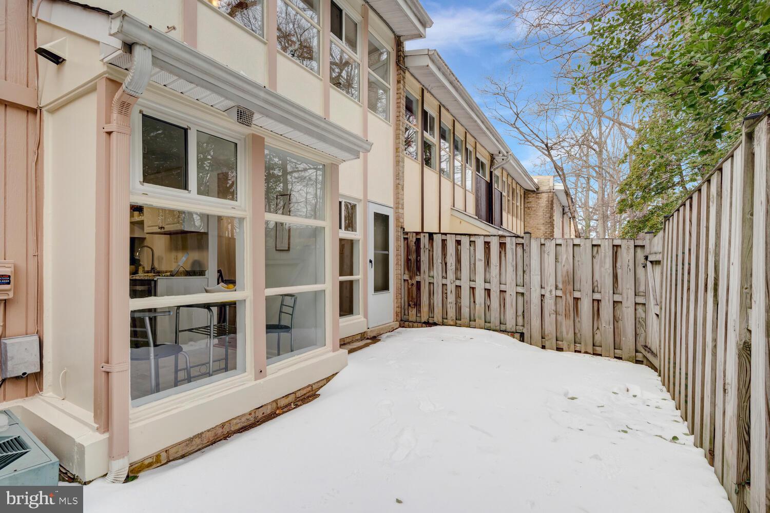 FAIRFAX HERITAGE - Residential