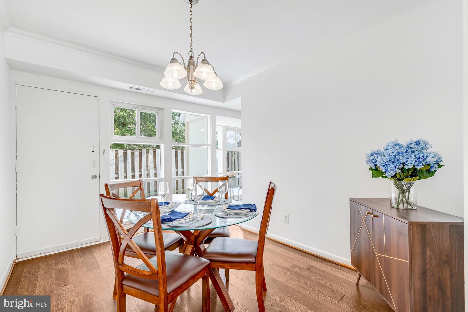 FAIRFAX HERITAGE - Residential