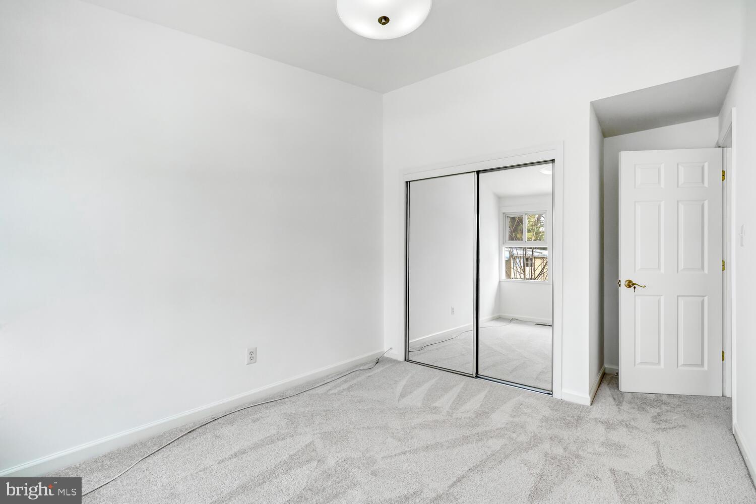 FAIRFAX HERITAGE - Residential