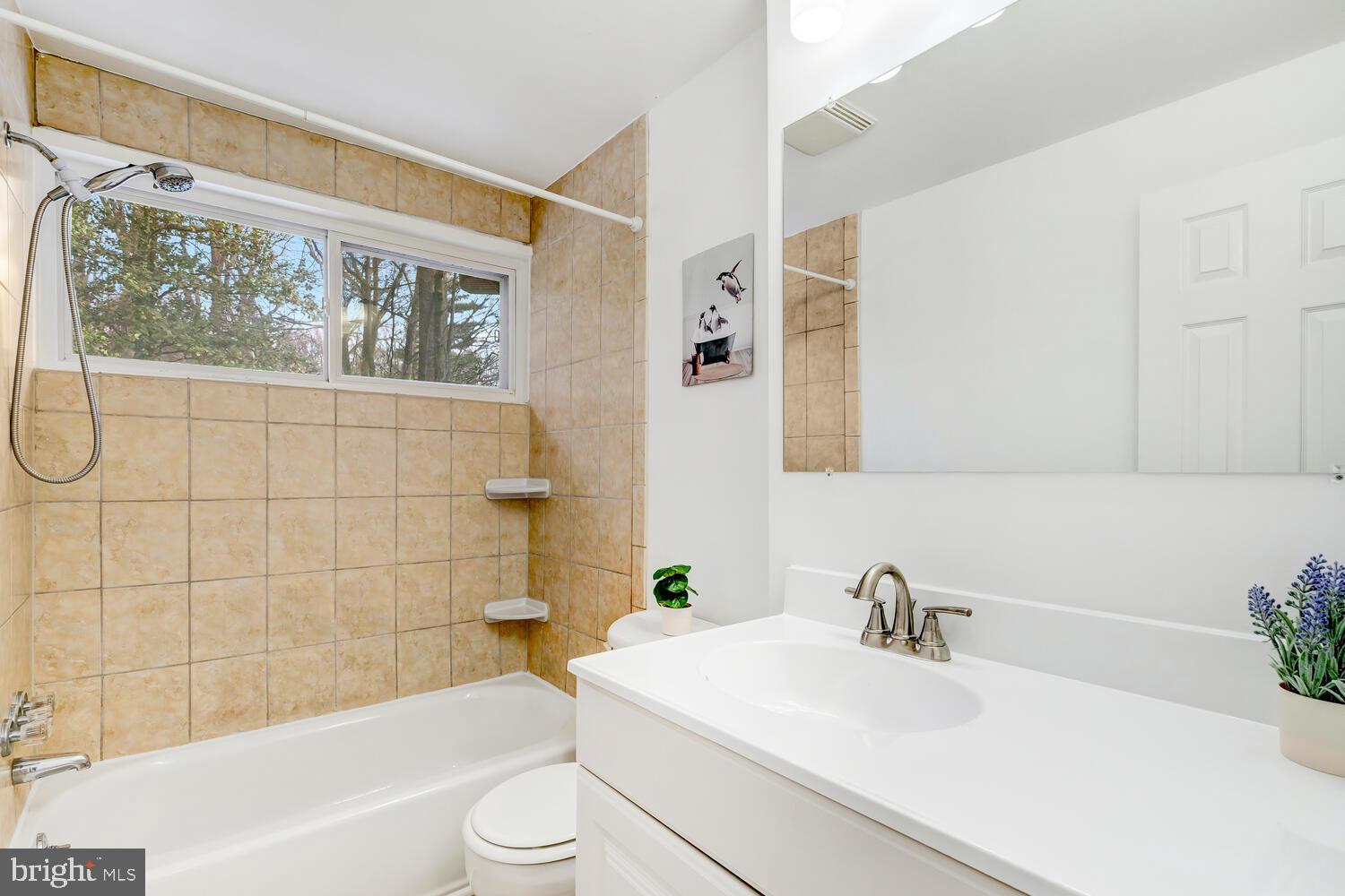 FAIRFAX HERITAGE - Residential