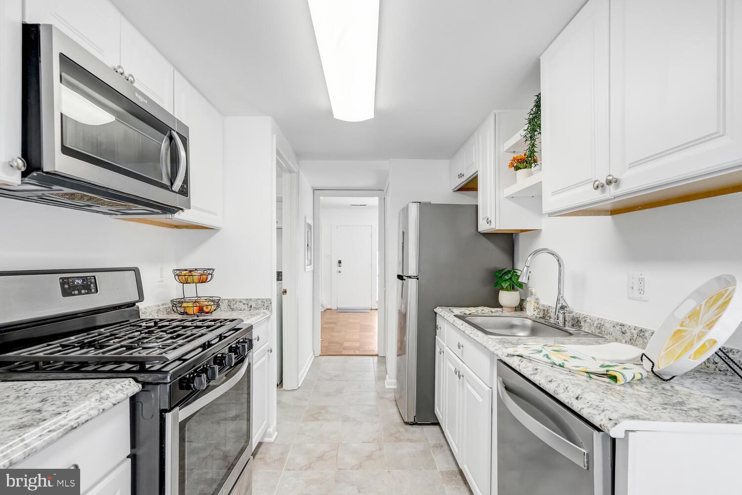 FAIRFAX HERITAGE - Residential