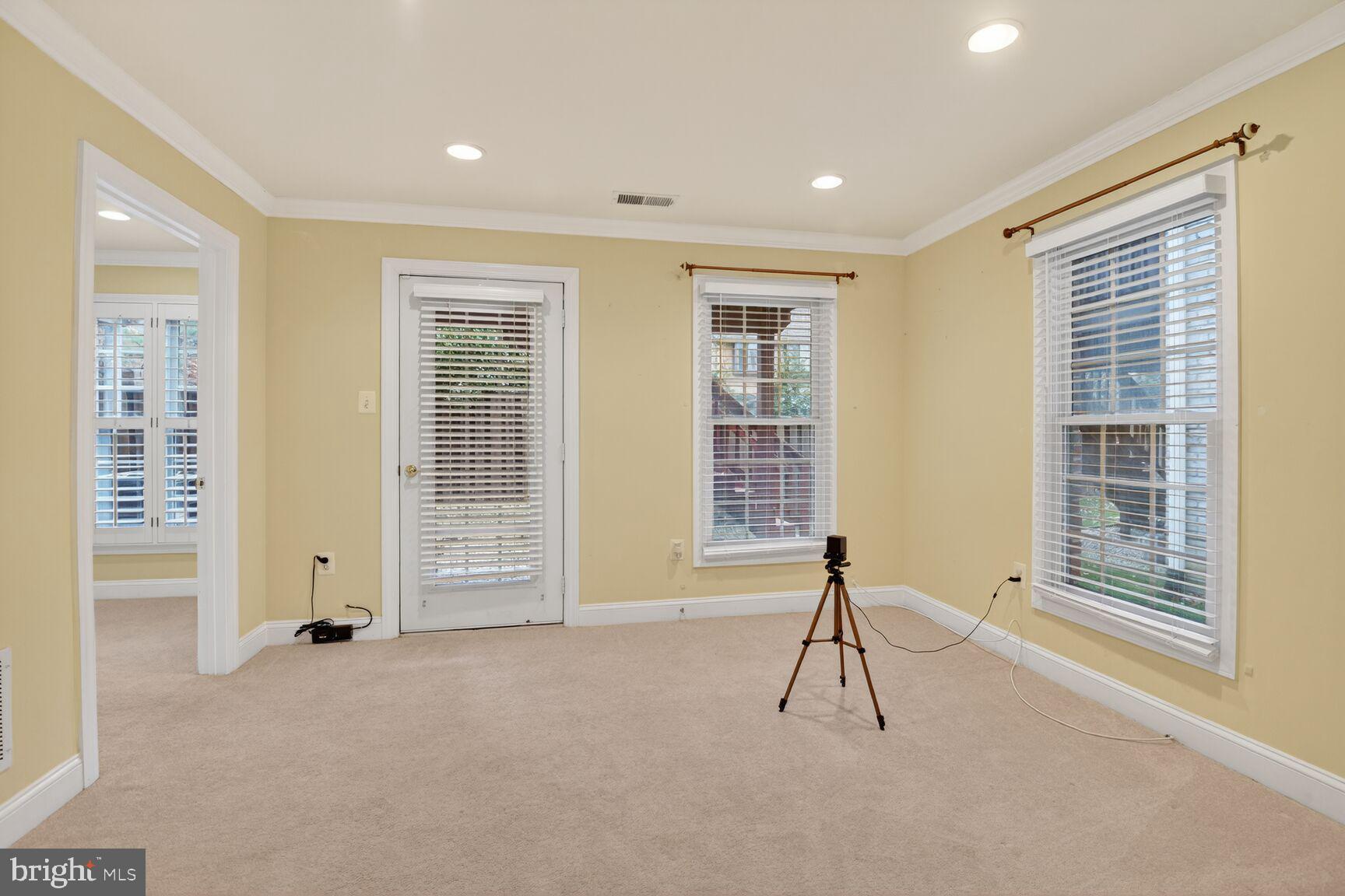 GRAYROB - Residential Lease