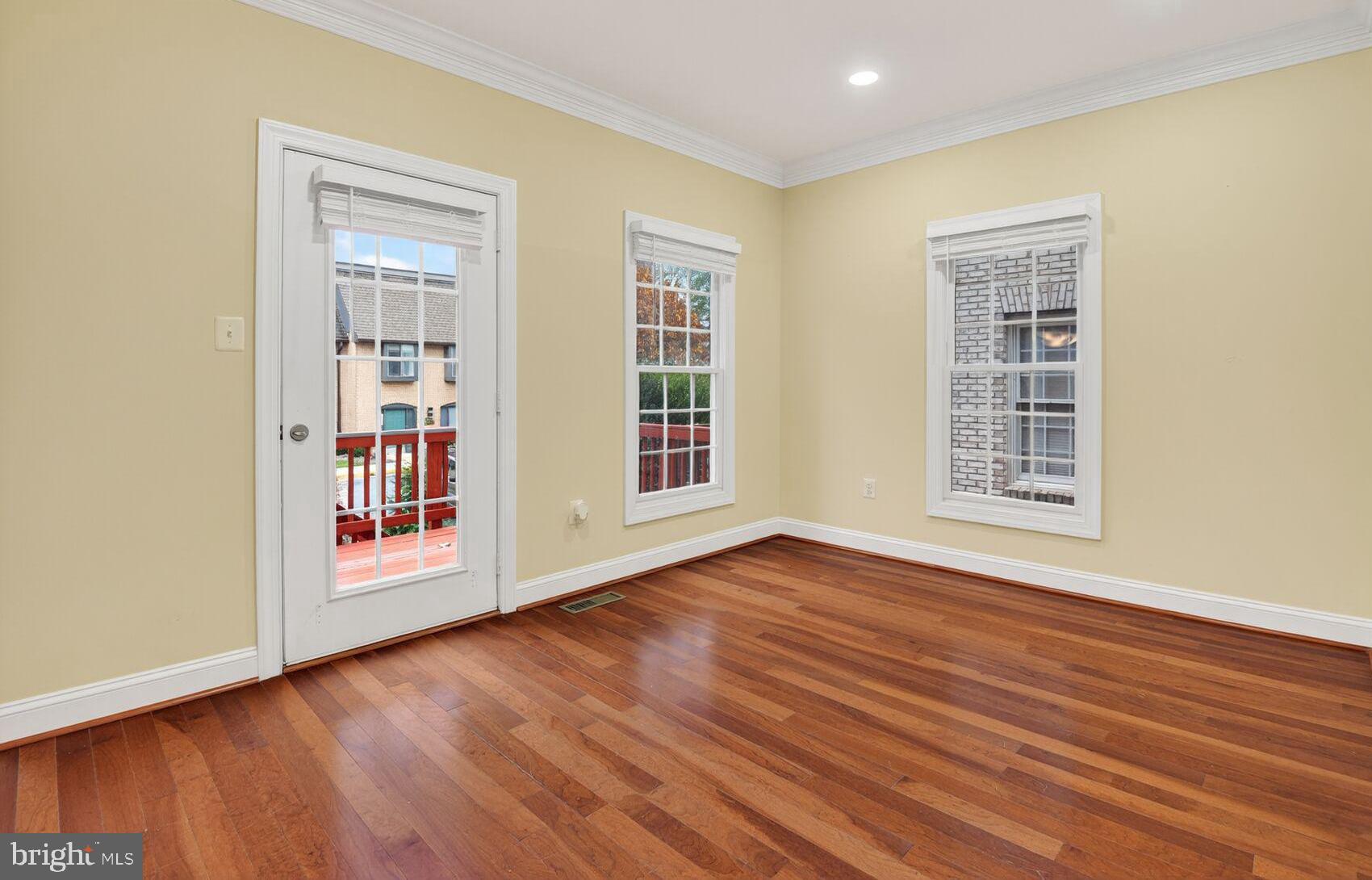 GRAYROB - Residential Lease