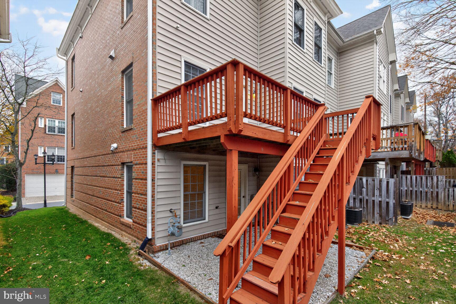 GRAYROB - Residential Lease