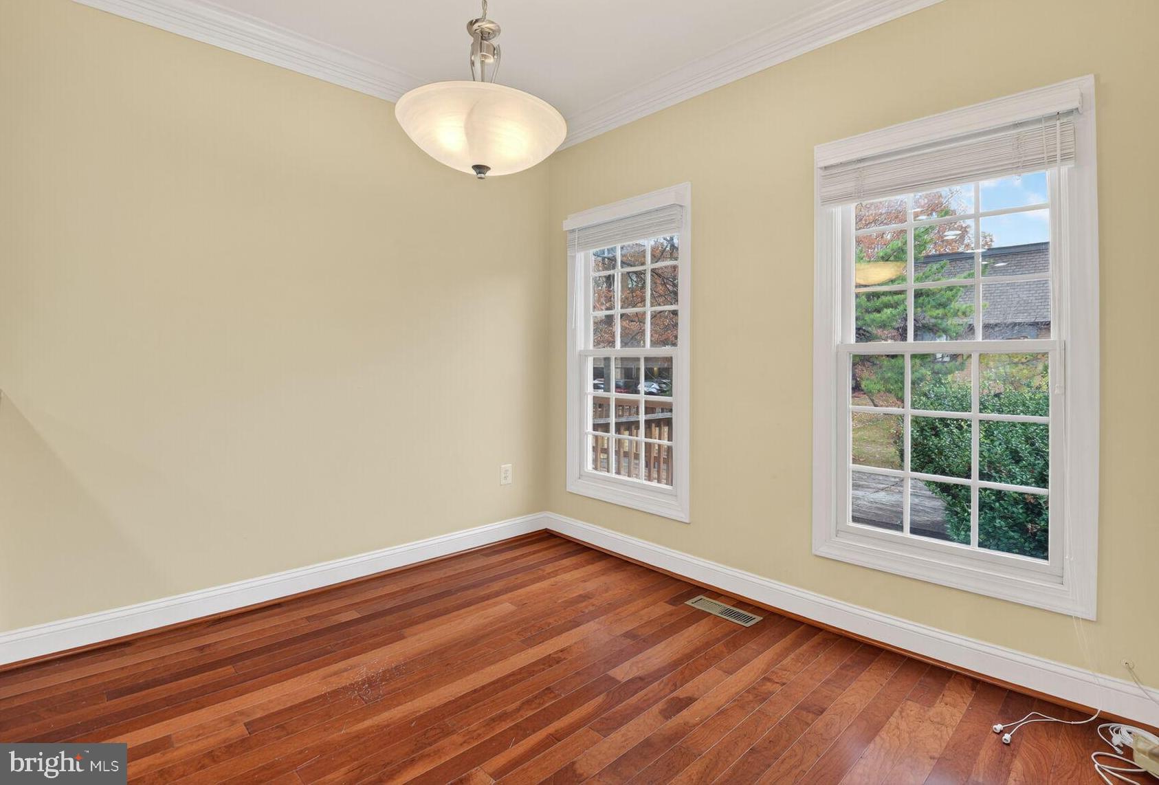 GRAYROB - Residential Lease