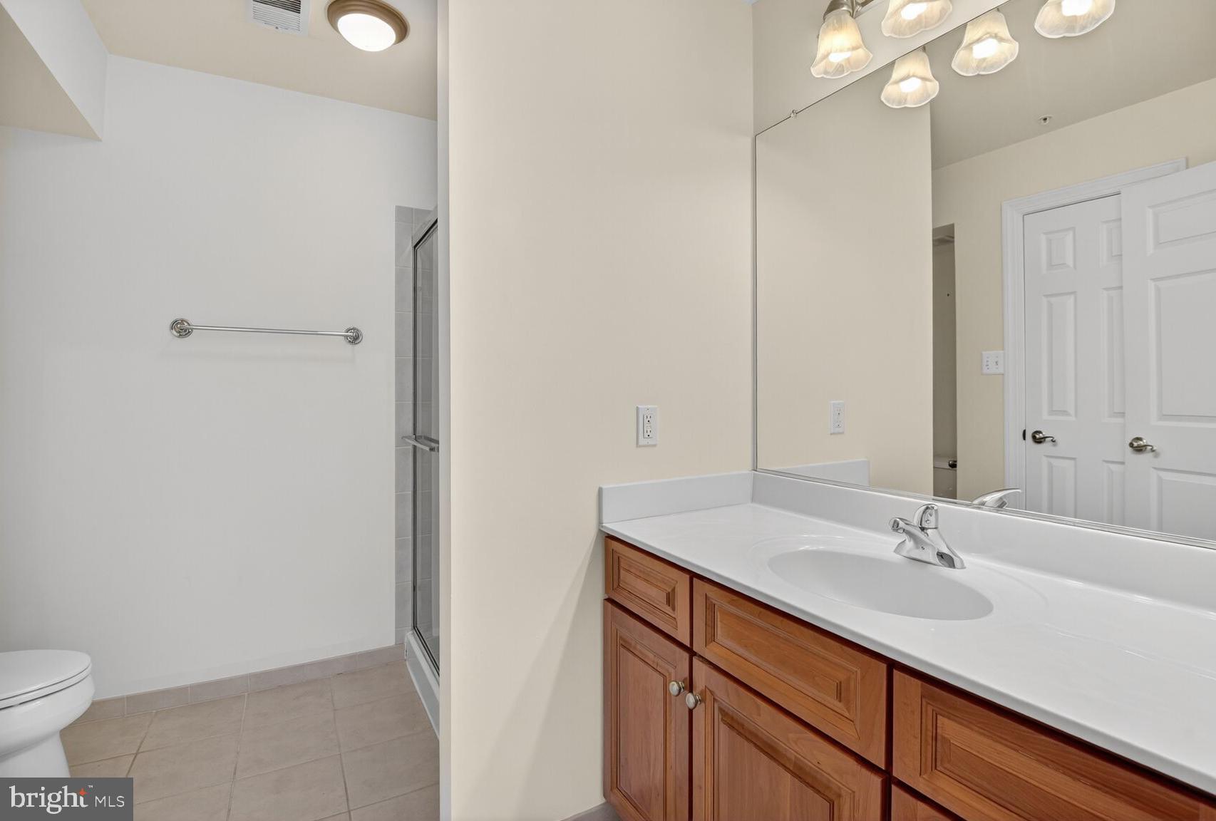 GRAYROB - Residential Lease